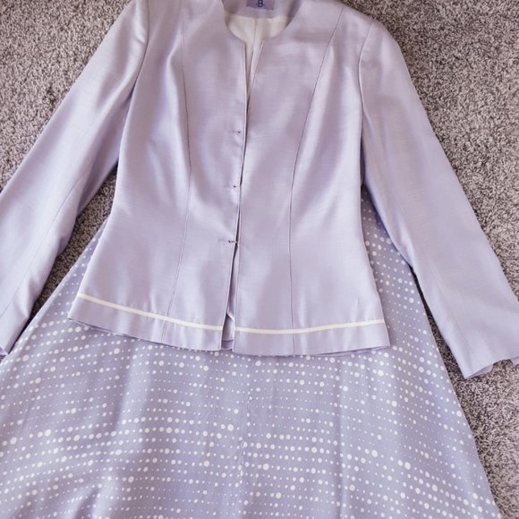 French Periwinkle  Jacket. - Picture 3 of 8